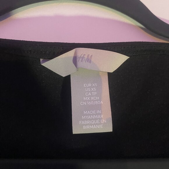 Black Hourglass Midi Dress - Picture 4 of 5